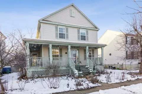 415 Reagan Dr, Oswego, IL 60543