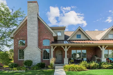 9760 Folkers Dr, Frankfort, IL 60423