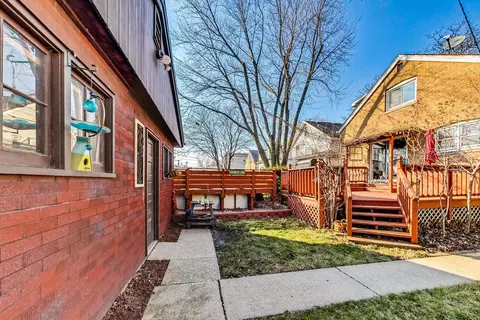 Exterior - 6422 Sinclair Ave, Berwyn, IL 60402 photo 6 of 12