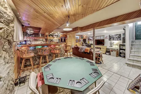 Living - 6422 Sinclair Ave, Berwyn, IL 60402 photo 6 of 6