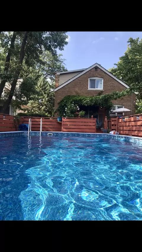 Exterior - 6422 Sinclair Ave, Berwyn, IL 60402 photo 11 of 12