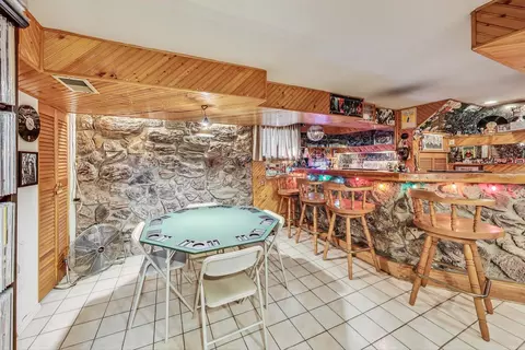 Dining - 6422 Sinclair Ave, Berwyn, IL 60402 photo 4 of 4