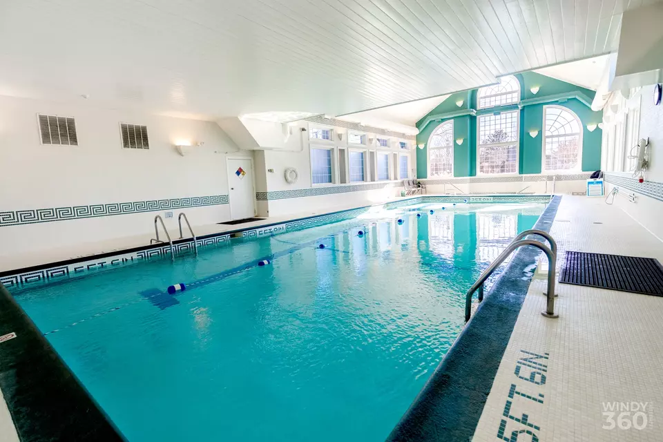 Exterior - 285 Benton Ln, Bloomingdale, IL 60108 photo 5 of 6