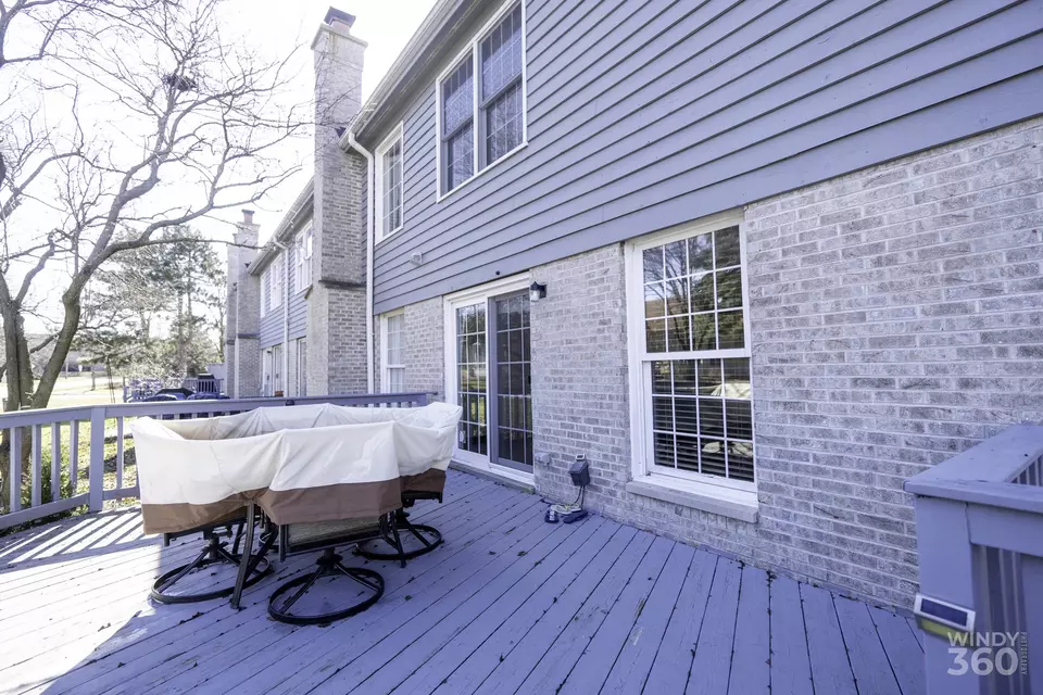 Exterior - 285 Benton Ln, Bloomingdale, IL 60108 photo 2 of 6