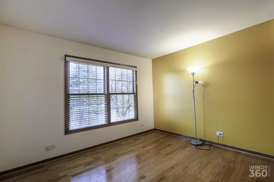 Bedroom - 285 Benton Ln, Bloomingdale, IL 60108 photo 3 of 3