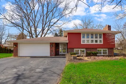 10450 S 73rd Ave, Palos Hills, IL 60465