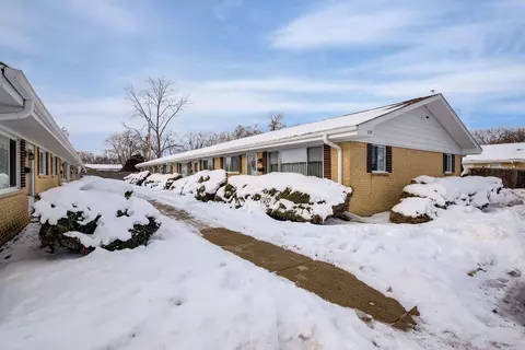 839 Valley Stream Dr #B, Wheeling, IL 60090 photo 21