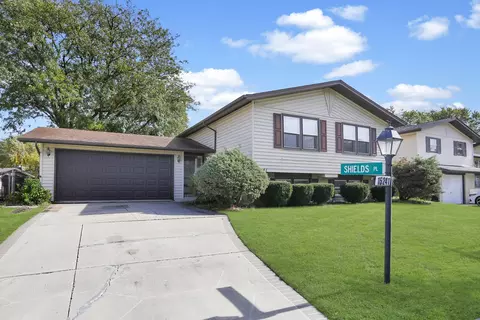 15241 Ridgeland Ave, Oak Forest, IL 60452