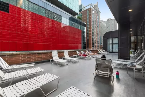 211 E Ohio St #1024, Chicago, IL 60611 photo 17