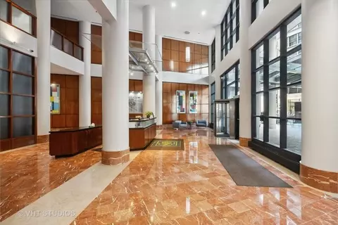 211 E Ohio St #1024, Chicago, IL 60611 photo 4