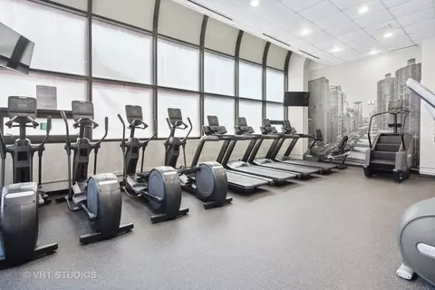211 E Ohio St #1024, Chicago, IL 60611 photo 19