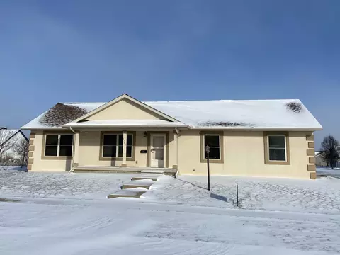 1712 E Horizon Ln, Urbana, IL 61802
