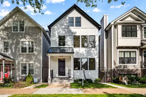 2220 W Fletcher St, Chicago, IL 60618