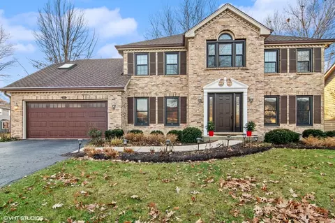 2223 Oberlin Ct, Naperville, IL 60565