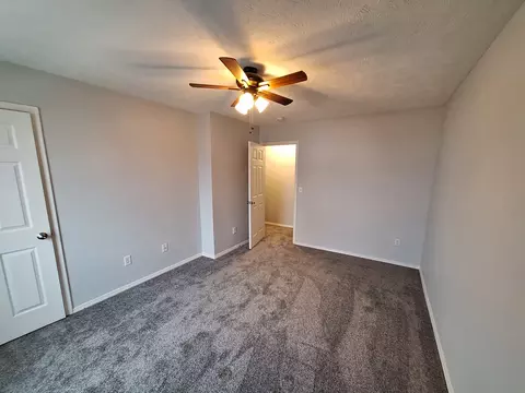 1002 Teegan St, Normal, IL 61761 photo 17