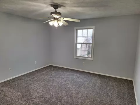 1002 Teegan St, Normal, IL 61761 photo 16
