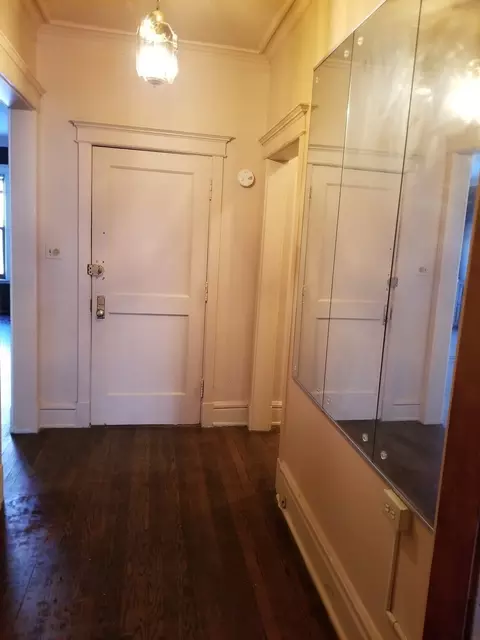 Entry Way - 1375 E 54th St #1, Chicago, IL 60615 photo 2 of 2