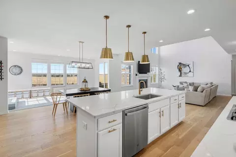 Kitchen - 27029 Ashgate Xing, Plainfield, IL 60585 photo 4 of 4