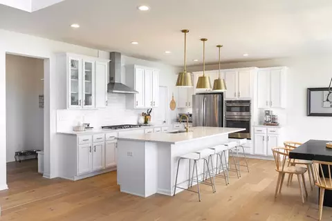 Kitchen - 27029 Ashgate Xing, Plainfield, IL 60585 photo 3 of 4