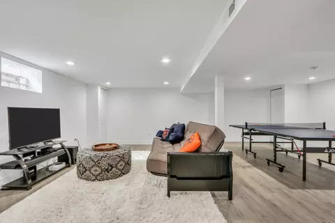 Living - 6955 W Wright Ter, Niles, IL 60714 photo 7 of 7