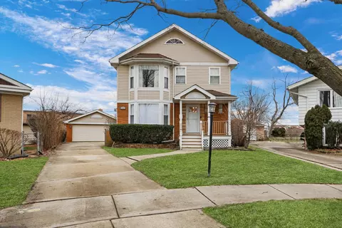 6955 W Wright Ter, Niles, IL 60714
