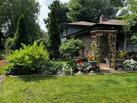 116 Alpine Ln, Crete, IL 60417 photo 3