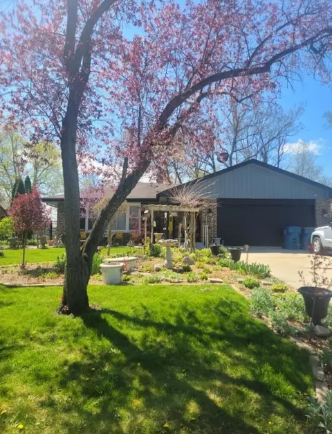 116 Alpine Ln, Crete, IL 60417