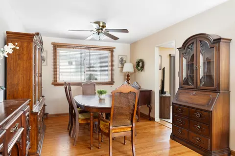 Dining - 1233 E Hull Dr, Wheaton, IL 60189 photo 1 of 2