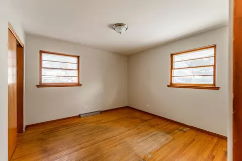 391 Mcclure Ave, Elgin, IL 60123 photo 8