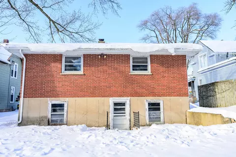 391 Mcclure Ave, Elgin, IL 60123 photo 14