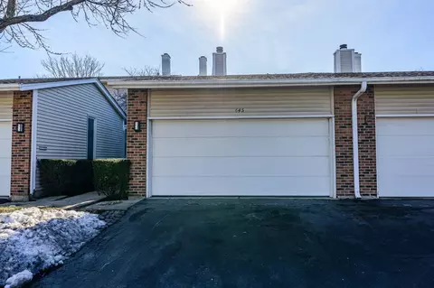 645 Pintail St, Deerfield, IL 60015