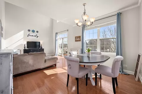 Dining - 3076 Bridgeham St, Elgin, IL 60124 photo 1 of 1