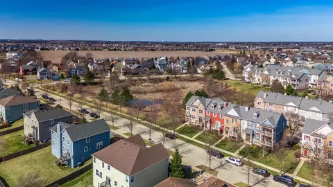 View/Area - 3076 Bridgeham St, Elgin, IL 60124 photo 2 of 4