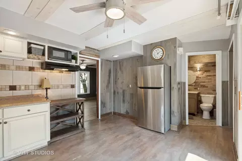 1325 S Main St, Algonquin, IL 60102 photo 8