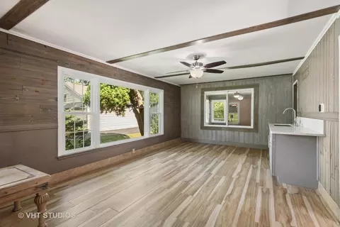 1325 S Main St, Algonquin, IL 60102 photo 5