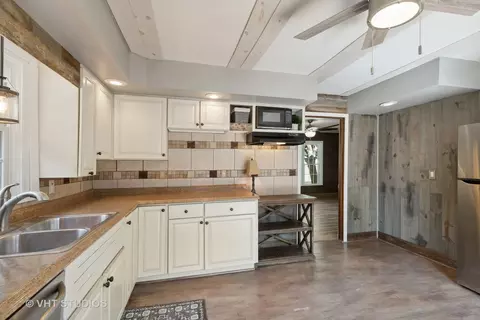 1325 S Main St, Algonquin, IL 60102 photo 11
