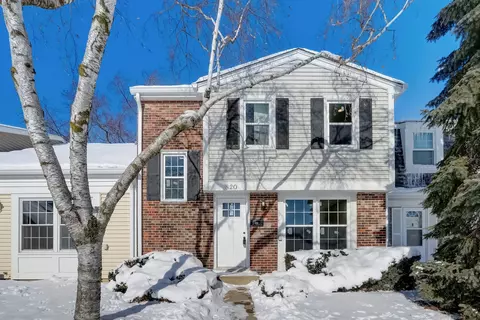 820 Somerset Cir, Hanover Park, IL 60133