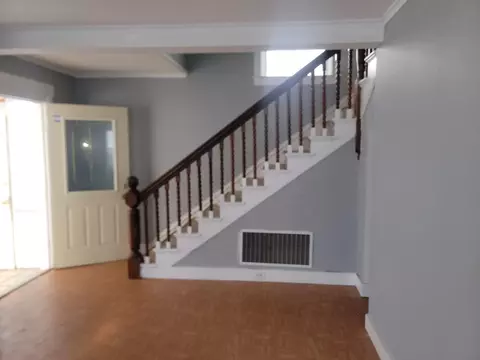 738 Watson St, Aurora, IL 60505 photo 5