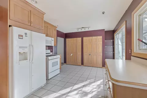 1950 Ashley Rd, Hoffman Estates, IL 60169 photo 7