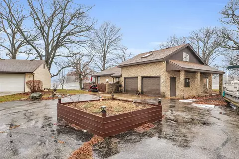 338 Kaufman Dr, Loda, IL 60948