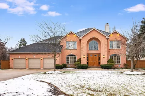 1910 Old Briar Rd, Highland Park, IL 60035