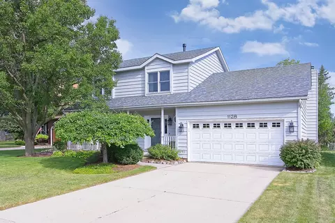 1128 Tewes Ln, Beach Park, IL 60099