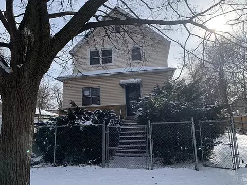 5319 W Race Ave, Chicago, IL 60644