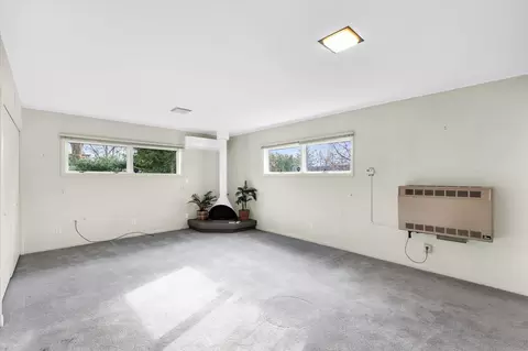Exterior - 1513 Maplecrest Dr, Champaign, IL 61821 photo 6 of 13