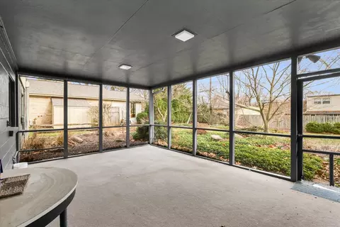 Exterior - 1513 Maplecrest Dr, Champaign, IL 61821 photo 8 of 13