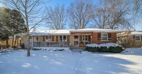 513 Louise Dr, Manteno, IL 60950