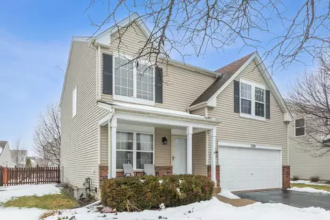 2201 Ashbrook Ln, Plainfield, IL 60586