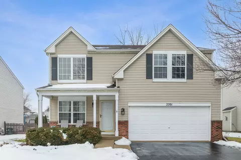 2201 Ashbrook Ln, Plainfield, IL 60586 photo 2