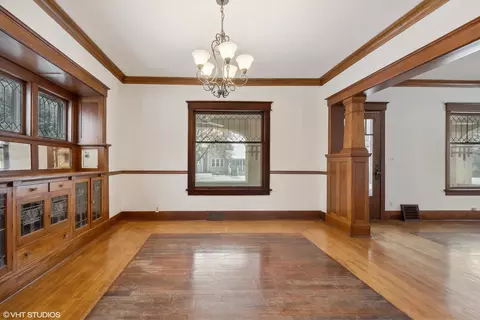 32 E Maple Ave, Roselle, IL 60172 photo 8