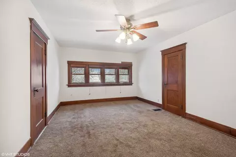32 E Maple Ave, Roselle, IL 60172 photo 11